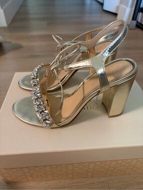 Gold Jewel Badgley Mischka Block Heel